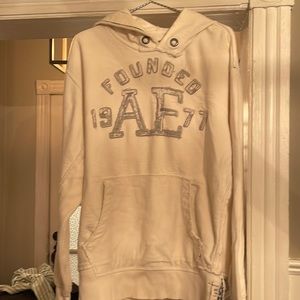 Men AE never worn very heavy hoodie